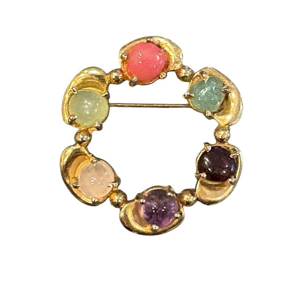 Vintage Ciner Signed Gold Tone Multicolor Cabachon Circle Brooch